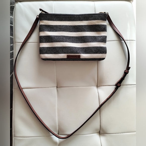 Fossil Striped Canvas and Leather Crossbody Bag - Picture 2 of 16